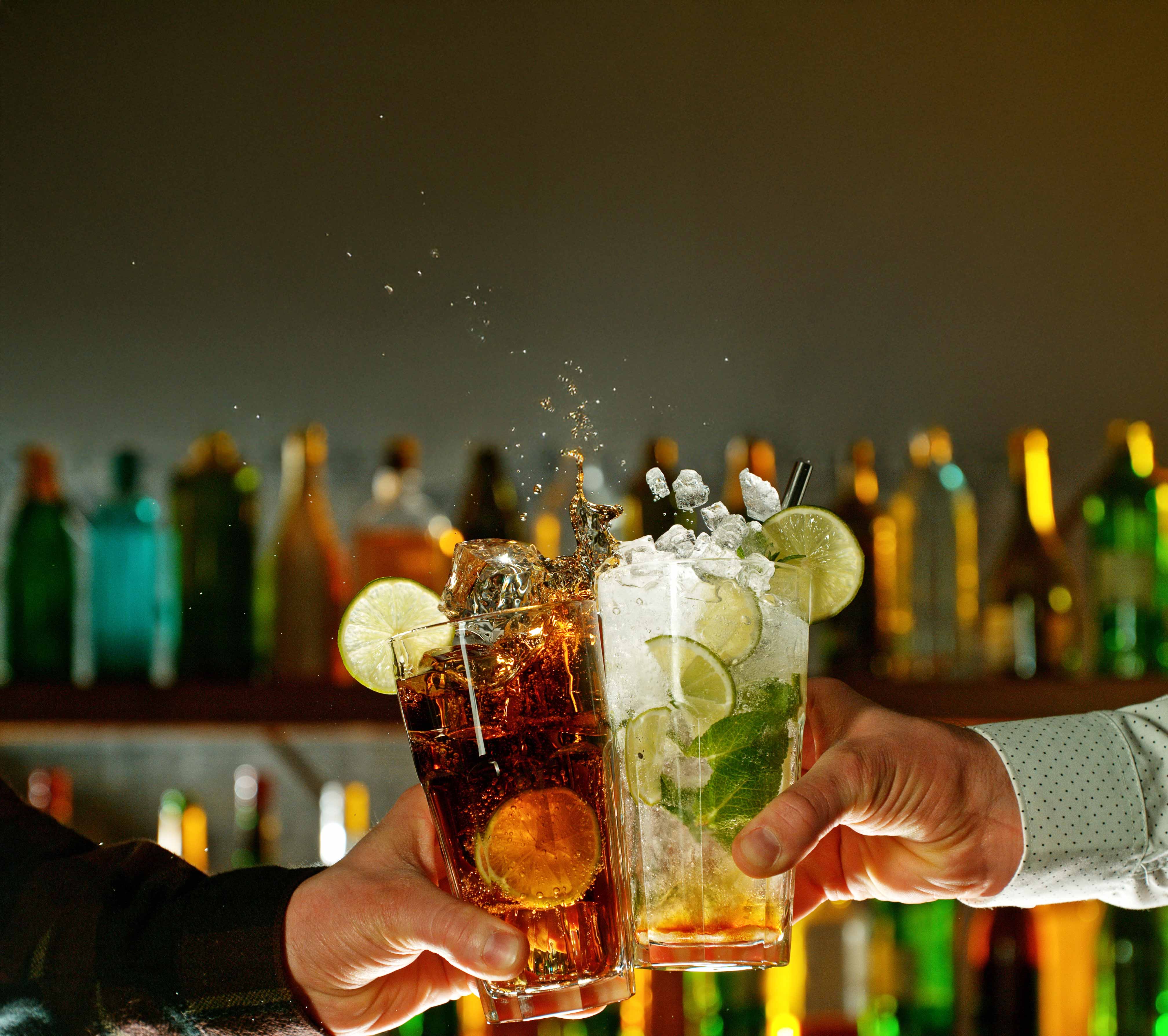 Restaurant dishes and service moments 2